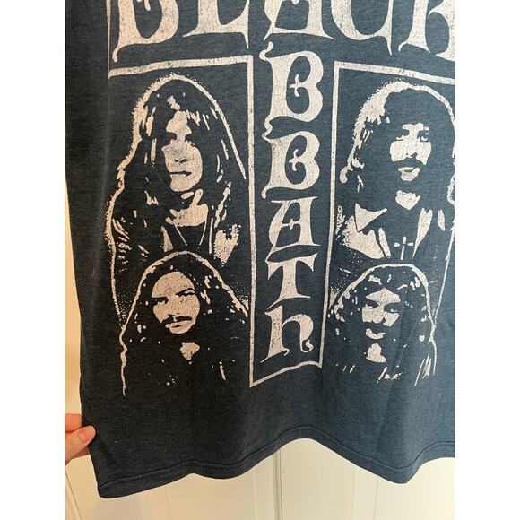 NEW Black Sabbath Cross T Shirt Unisex M Charcoal Gray Band Rock Grunge - Picture 4 of 6